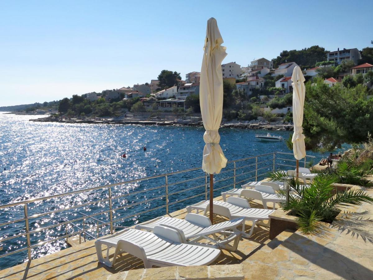 Apartment Giljo-2 By Interhome Trogir Exterior foto